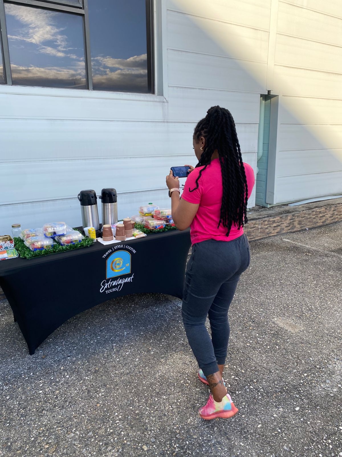 OUTDOOR RETREAT EXPERIENCE - Image 6
